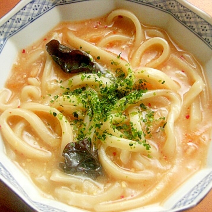 水から茹でる生うどん♪(味噌&キムチ&きくらげ他)
